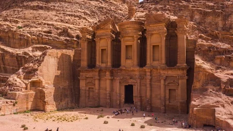 Overhead of the Monastery at Petra Vídeo Stock 108412479
