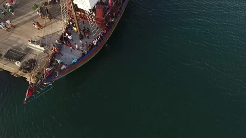 Overhead party boat Stock-Footage 88583558