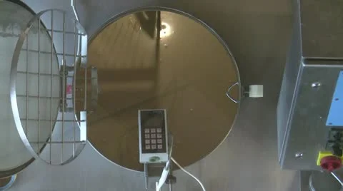 Overhead shot of cheese vat Vidéo 10730121