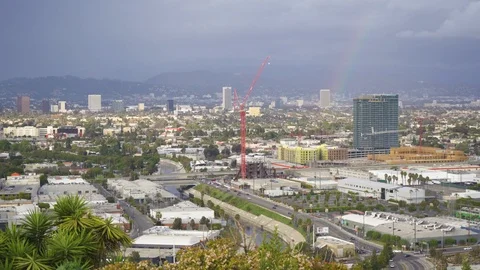 Overhead Shot of a Cloudy Day in Los Angeles With a Rainbow in the Background 스톡 동영상 125582291