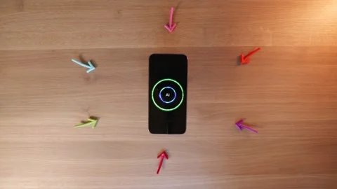 Overhead top view of smartphone running AI assistant with animated graphic .. Vidéo 346834858