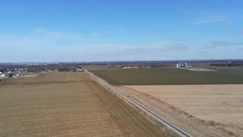 An overhead view of farm fields and tracks near Buchannon Park, Bowling Green KY Vidéo 343032346