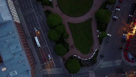 Overhead view over park, roads, Senate square, Saint Petersburg in the night Video stock 78132893
