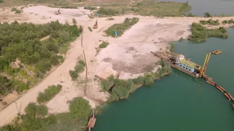 Overhead view of sand quarry extraction of pitch Stock Footage 156724295