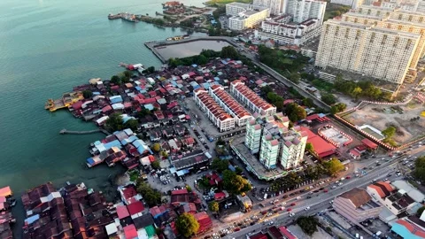 Overhead View of Tepi Pengkalan Weld Waterfront Stilt Village Video stock 332098627
