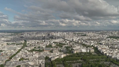Overlook of buildings in Paris Vídeo Stock 125815409