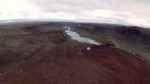 Overlook revealing large waterfall Video stock 53769916