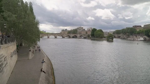 Overlook of river in Paris Stock Footage 125813588