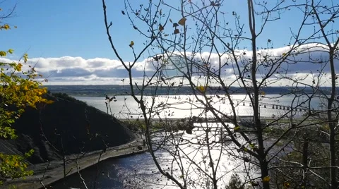 Overlooking a bridge going across the Saint Lawrence River from Quebec City Видео 62648911