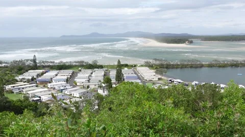 Overlooking Nambucca river and rental houses by the Vee wall Stock Footage 269457320