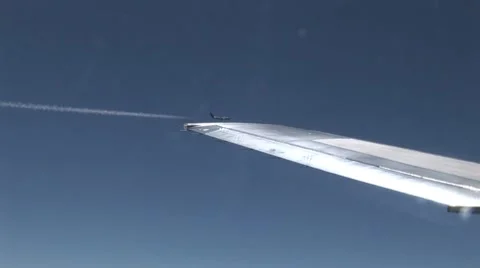 Overtaking aircraft Vídeo Stock 7756713