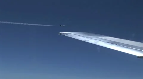 Overtaking aircraft Vídeo Stock 7756714