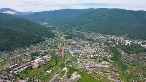 Overview of the beautiful landscape. The flight of the drone over the village Video stock 112938717