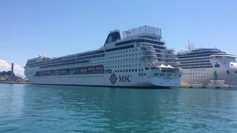 Overview of cruise ships in the port of Split, Croatia 스톡 동영상 71541735