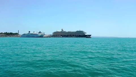Overview Of Cruise Ships In The Port Of Split, Croatia 스톡 동영상 138910100