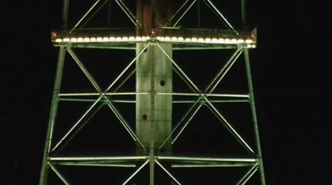 Overview of TV tower at night Vídeos de archivo 36196538