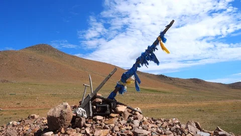 Ovoo on the Mongolian Steppe Видео 99194616