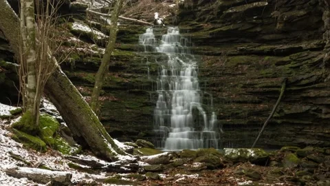 Owl Falls in the upper buffalo wilderness Vídeo Stock 221787851