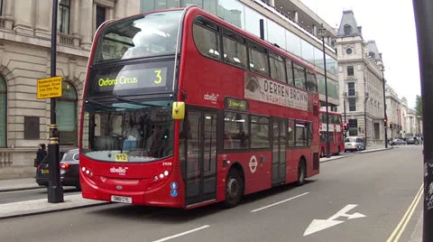 Oxford circus red bus Stock Footage 24710455