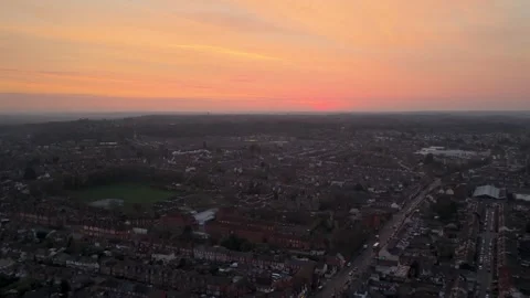 Oxford road  Tilehurst Orange Sunset Видео 334608205