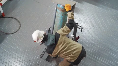 Oxygen production workshop Stock Footage 151358093