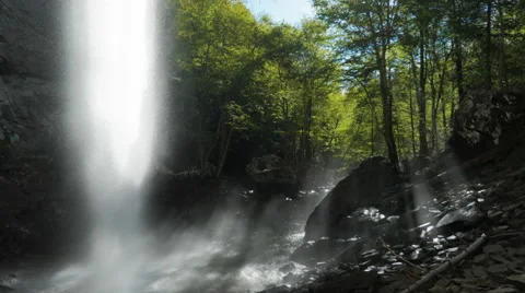 Ozone Falls Forest Mist Waterfall Tennessee 스톡 동영상 56645055