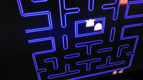 Pac man arcade game. arcade video games fun with pac-man Stock-Footage 196919466