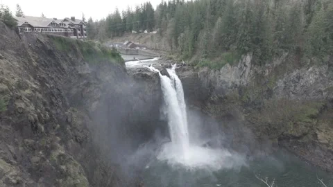 Pacific Northwest Waterfall 動画素材 310218023