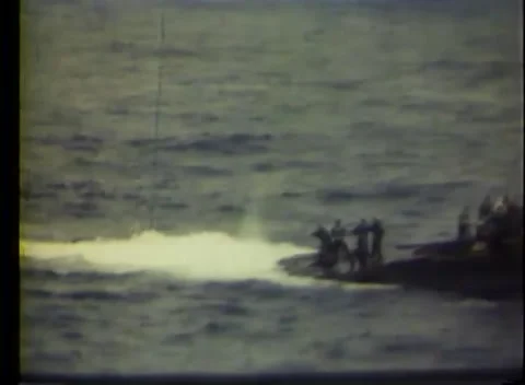 PACIFIC OCEAN - 1944: Troop movement - Loaded Landing Craft and Broad Wake 库存影片 343786821