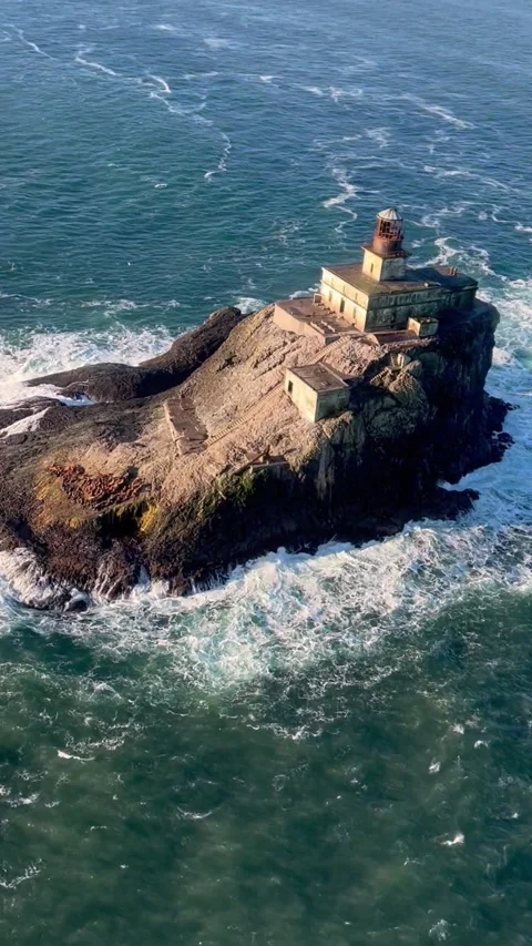 Pacific Ocean Lighthouse Video stock 260289815