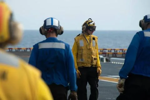 PACIFIC OCEAN (Oct. 3, 2022) Aviation Boatswains Mate (Handling) 3rd Clas.. Photos