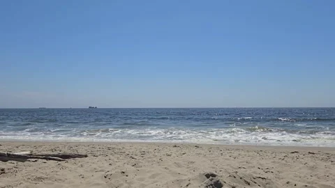 Pacific Ocean Summer Tide Stock-Footage 281665780