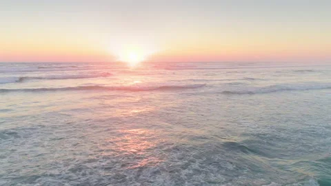 Pacific Ocean at sunset Vidéo 157884080