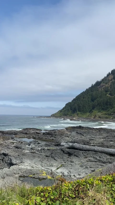 Pacific Ocean at Thor's Well Stock Footage 281677187