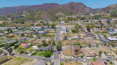Pacific Palisades Aerial View of Rebuilding Homes and Hills 02 스톡 동영상 334583053