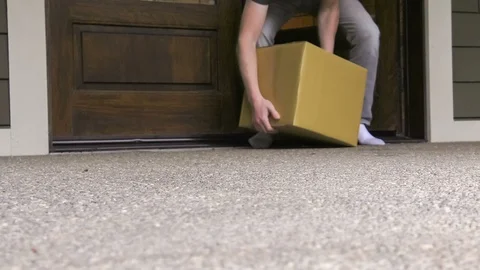 Package delivery Vídeo Stock 89576501