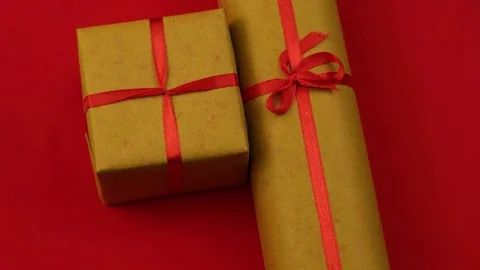 Packaged gifts for the holiday Vídeo Stock 83803799