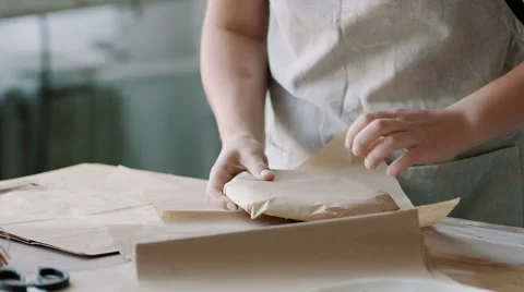 Packaging dishes as a gift Stock Footage 68080294