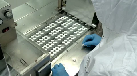 Packaging of tablets Stock Footage 67512687