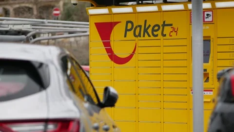 Packet 24 hrvatska posta autonomous self service terminal for automatic delivery Stock Footage 297204972