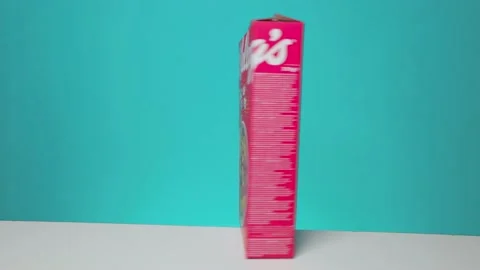 A packet of cereal turns on itself. Stock Footage 152803455
