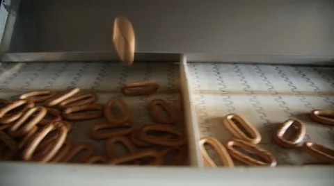 Packing bagels in a box Stock Footage 59825756