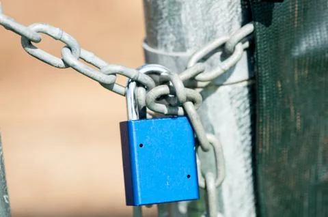 Pad lock with chain 库存照片