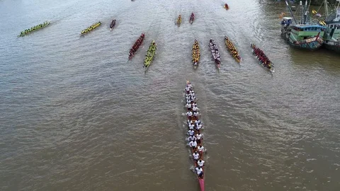 The paddle boat race Stock Footage 104940029