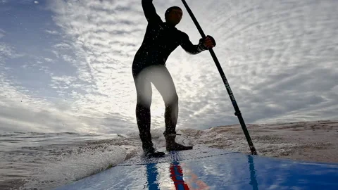 Paddleboard (SUP) surfing 스톡 동영상 166624168