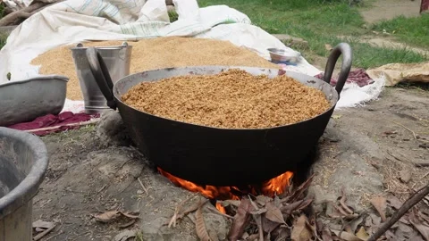 Paddy parboiling Video stock 342280168