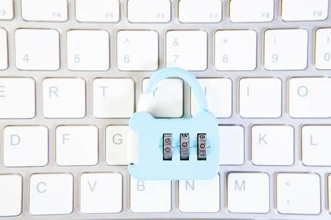 Padlock on a computer keyboard. Concept of data security and protection. Foto stock