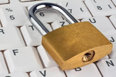 A padlock on a computer keyboard. Data security and protection, A padlock on a 스톡 사진