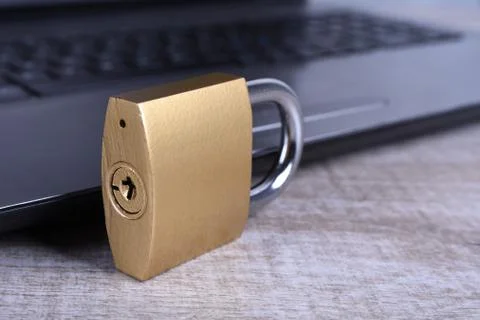 Padlock on computer keyboard. Internet data privacy information security conc Foto stock
