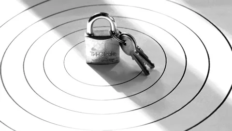 Padlock in the heart of the light and shadow change delay photography Stock Footage 150497974